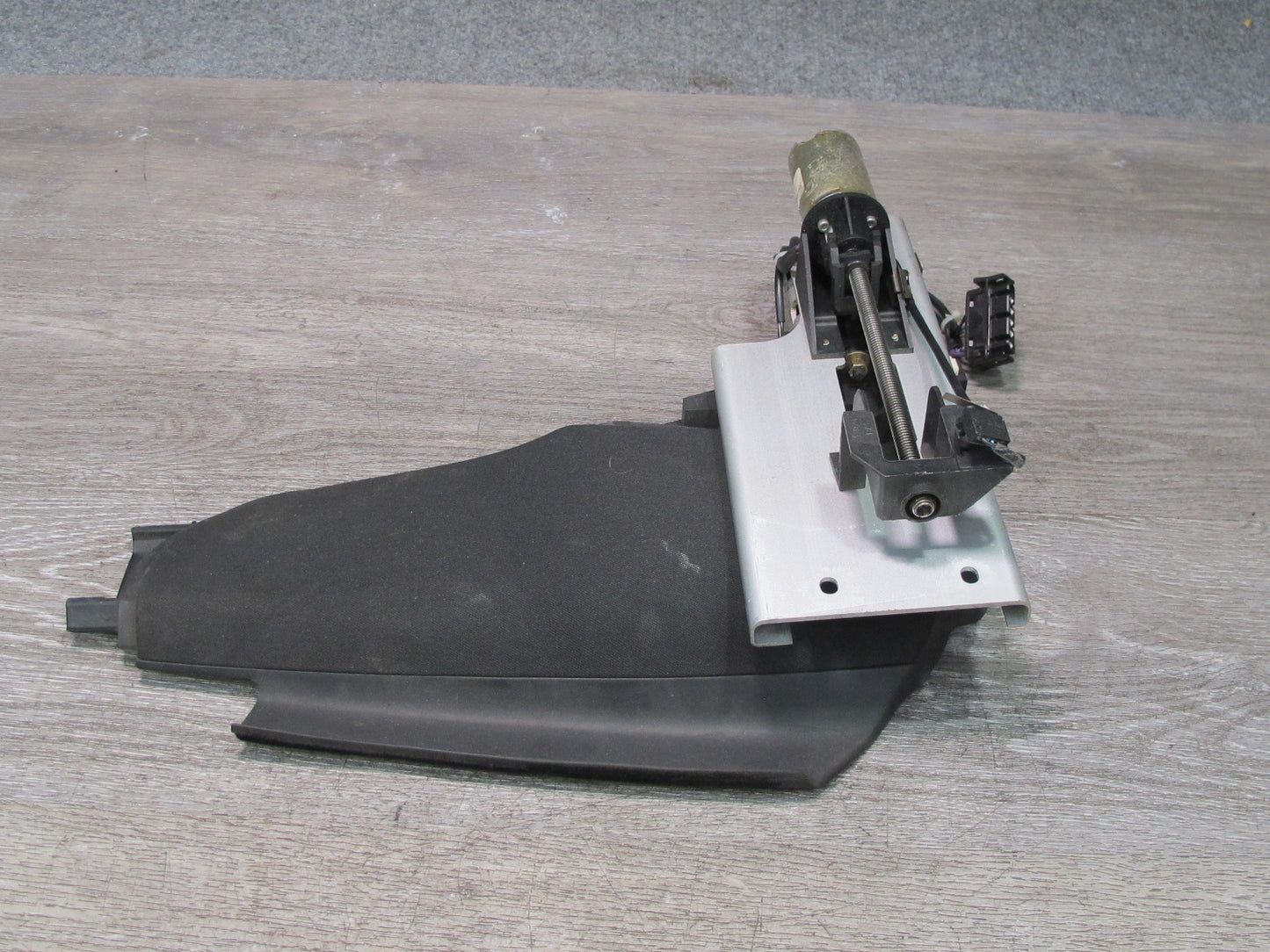 1999-2005 Porsche 911 996 Convertible TOP Roof Lateral Flap Motor Set
