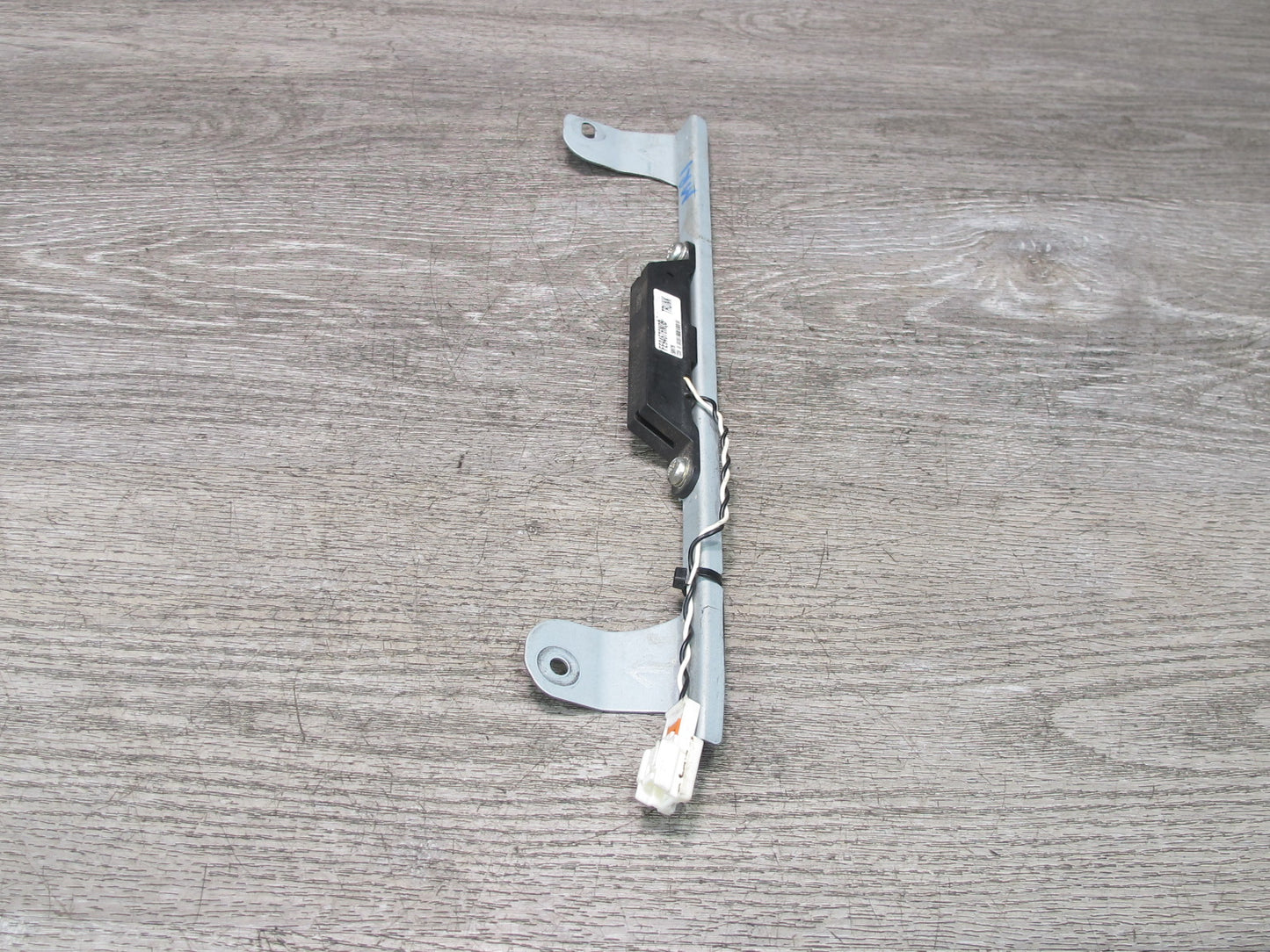 04-11 Mazda RX-8 Keyless Entry Antenna FE94-67-6N0B OEM