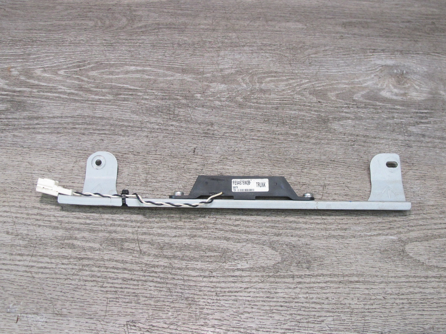 04-11 Mazda RX-8 Keyless Entry Antenna FE94-67-6N0B OEM