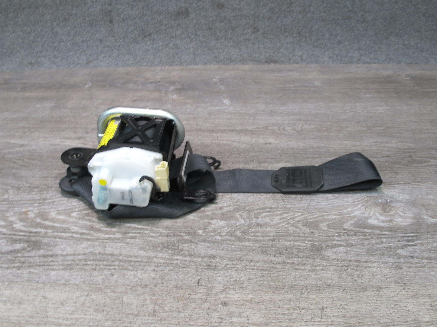 04-08 MAZDA RX8 FRONT LEFT & RIGHT SIDE SEATBELT RETRACTOR SET OEM