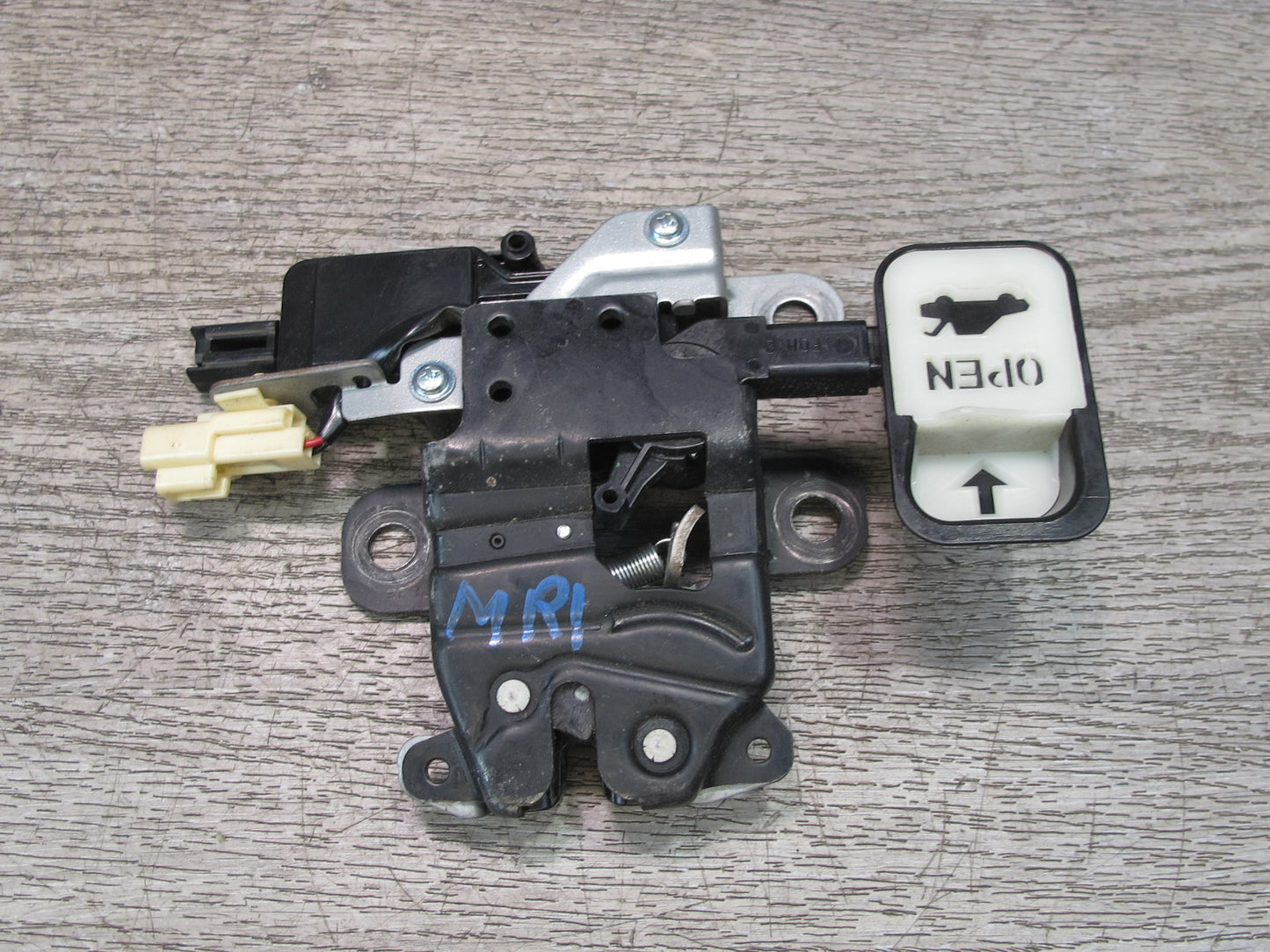 04-11 Mazda RX8 Rear Trunk Lock Latch Actuator OEM