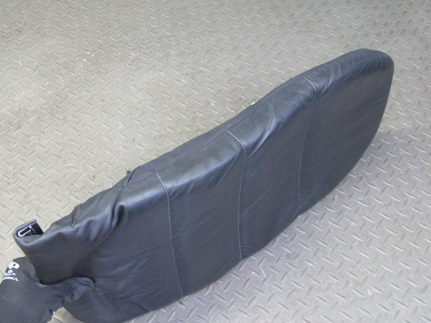 1999-2005 Porsche 911 996 Front Left Upper Seat Backrest Cushion Black