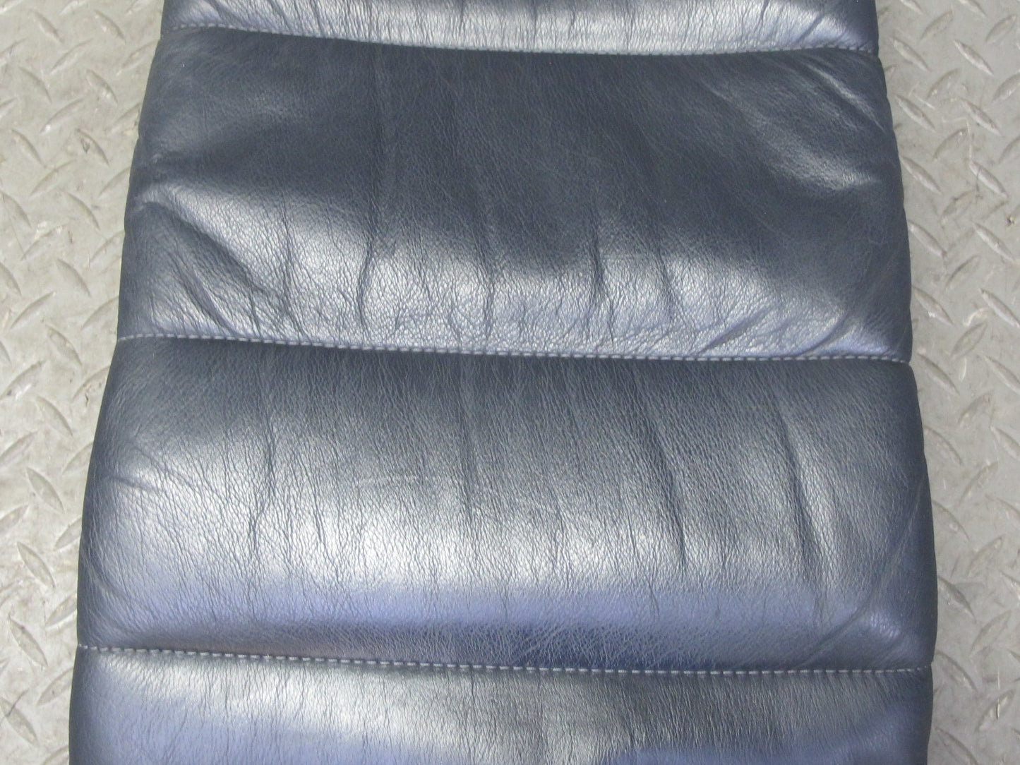 1999-2005 Porsche 911 996 Front Right Upper Seat Backrest Cushion Black