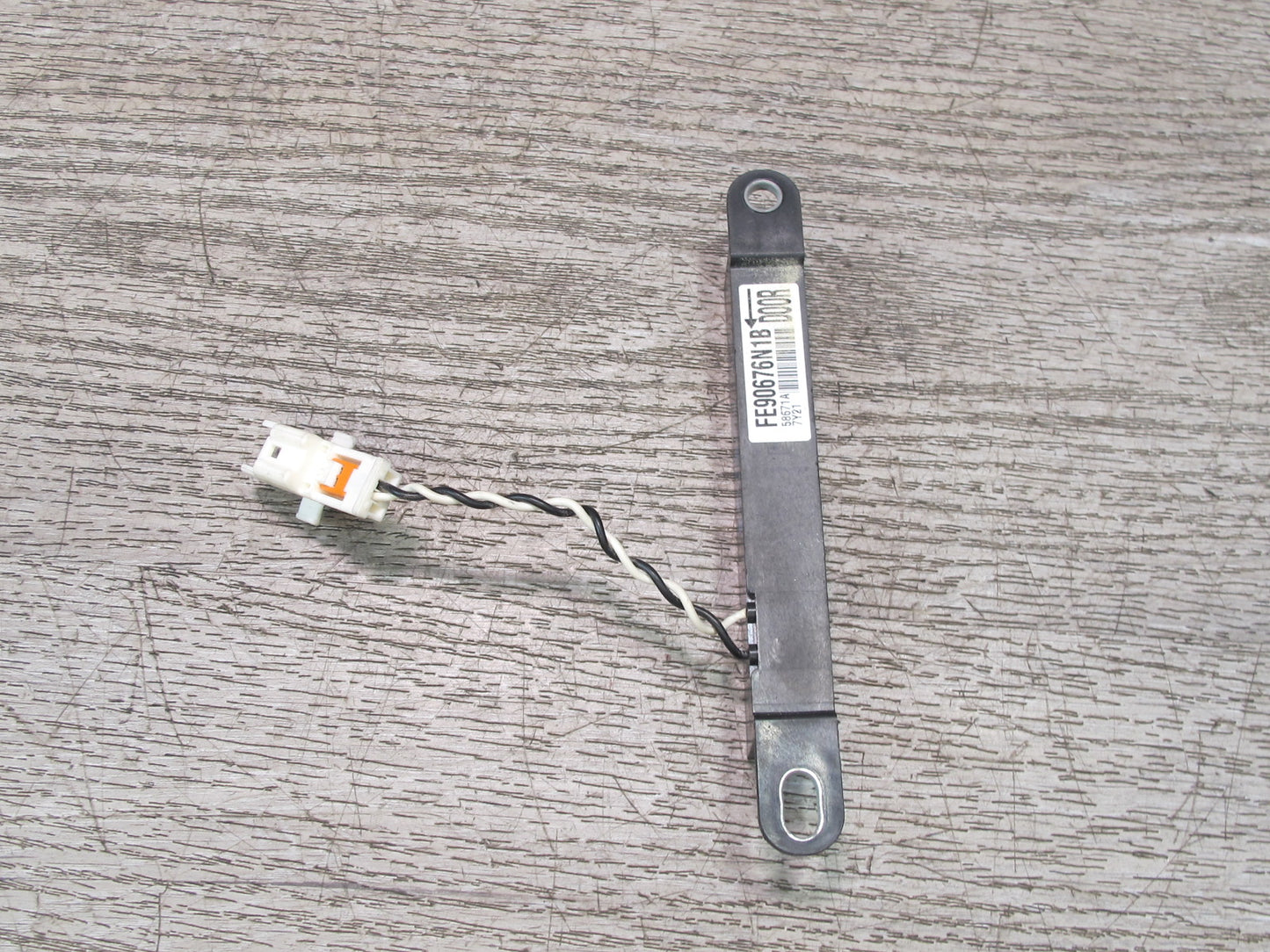 04-11 Mazda RX8 Front Right or Left Door Keyless Antenna FE90676N1B OEM