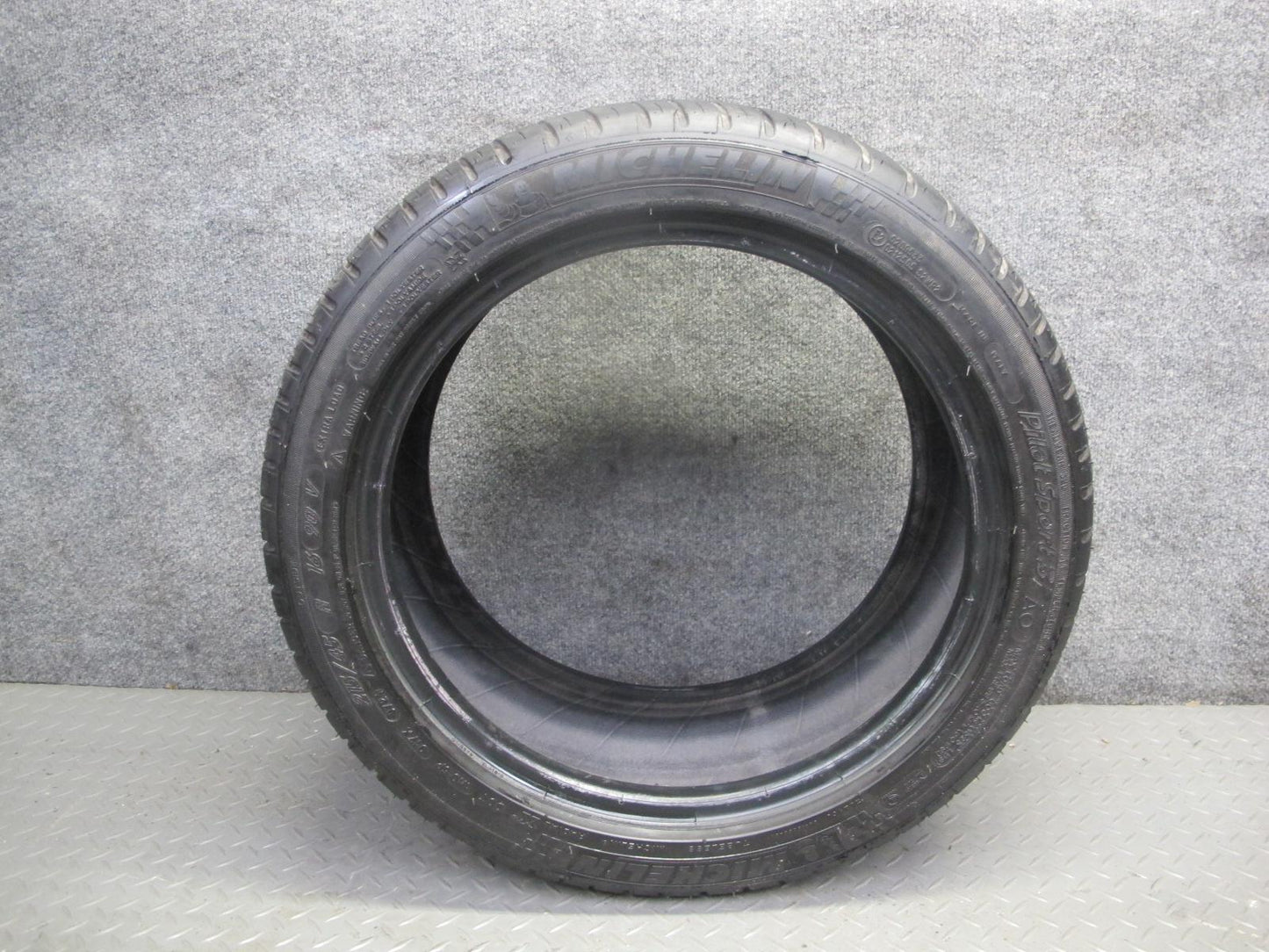 Michelin Pilot Sport 3 Summer Tire 215/45 R16 90V 0724 7/32 Tread