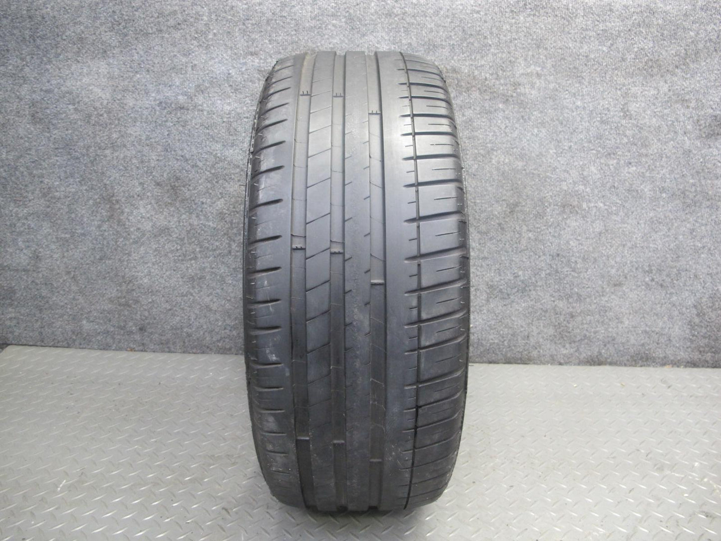 Michelin Pilot Sport 3 Summer Tire 215/45 R16 90V 0724 7/32 Tread