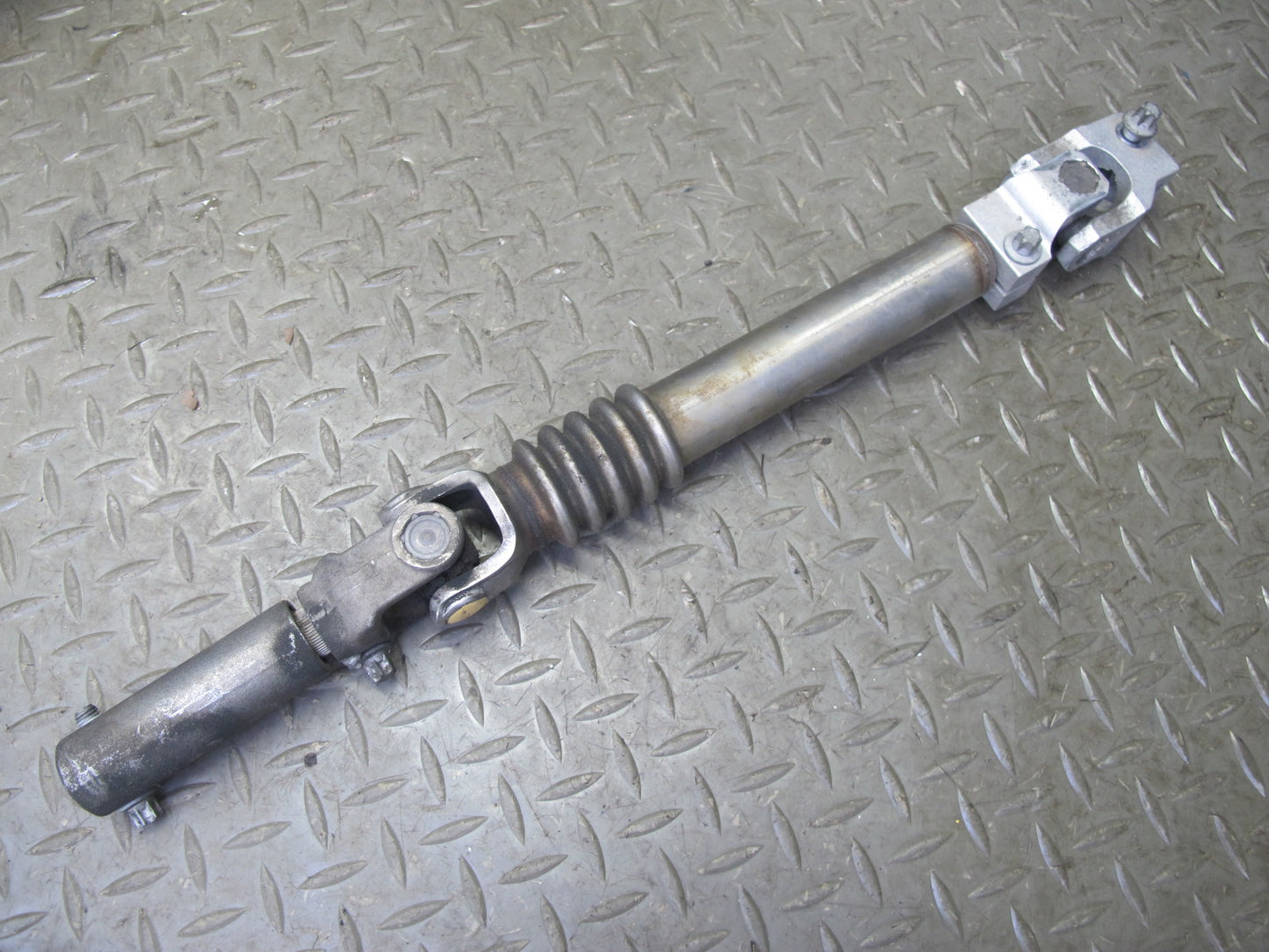 2008-2013 BMW E90 E91 E92 E93 M3 328i 335i Steering Column w Shaft 6780274