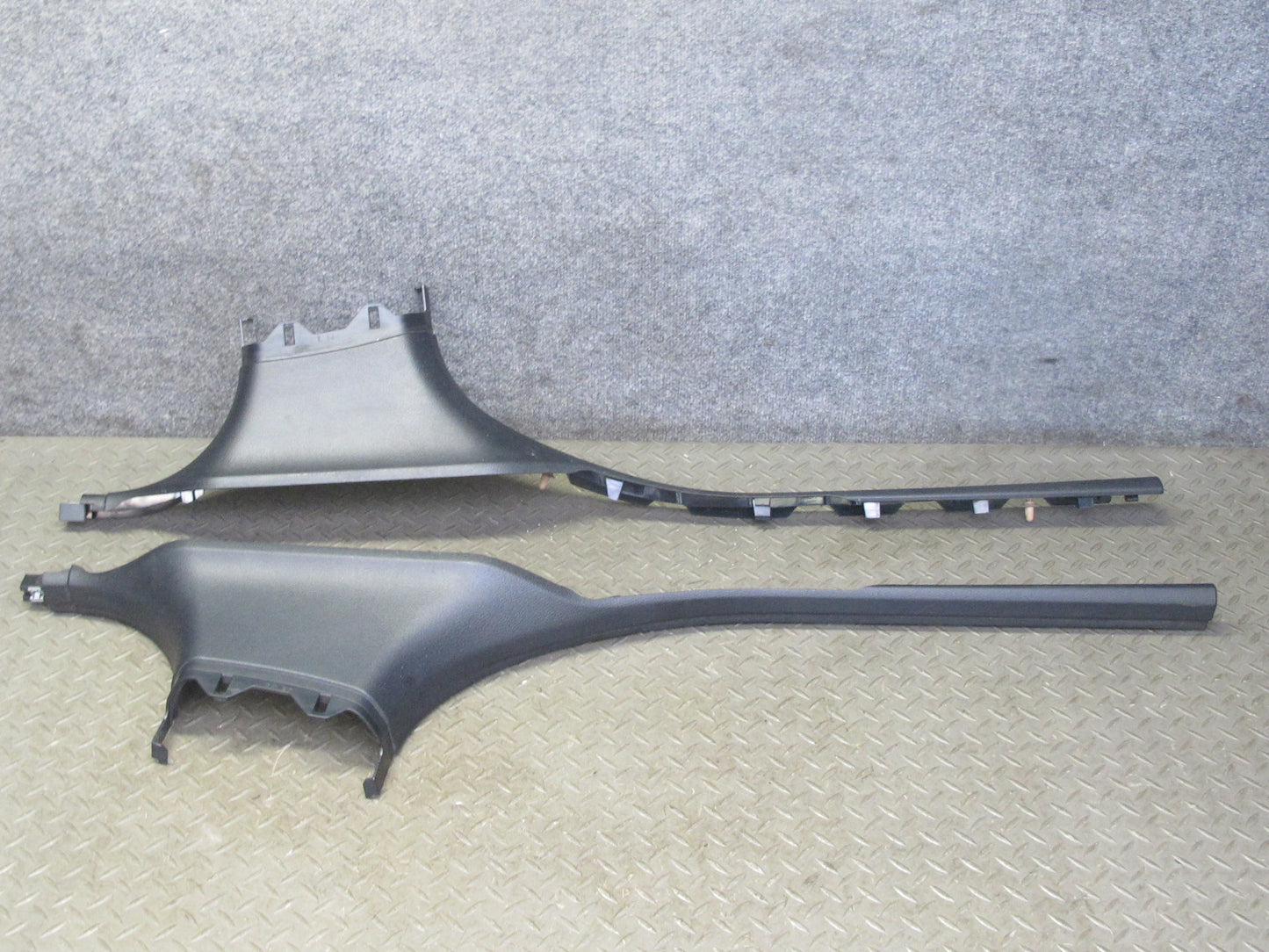 2008-2014 BMW E71 E72 X6 X6M Left & Right B Pillar Lower Trim Panel Set of 2