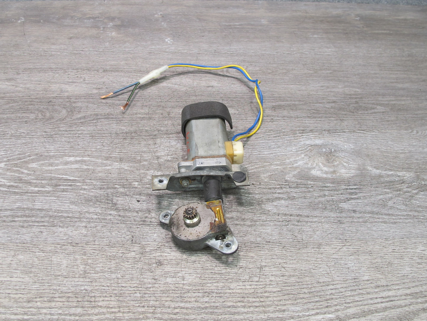 1984-1991 Porsche 928 S Power Sunroof Moon Roof Window Drive Motor