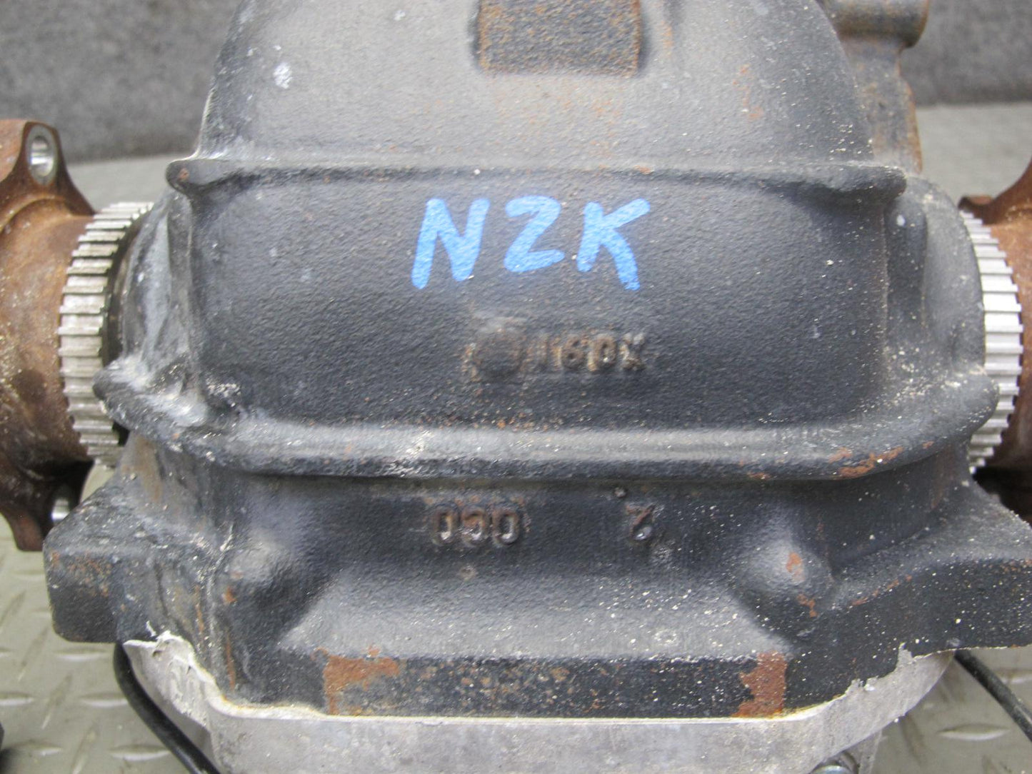 04-09 Nissan Z33 350Z Conv A/T Rear Differential Carrier LSD 3.36 Ratio 51K OEM