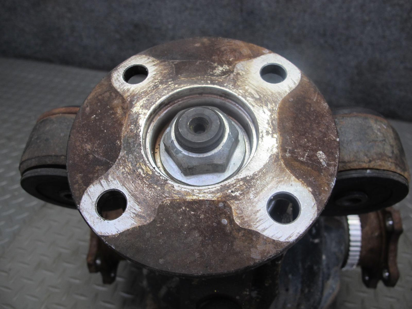 04-09 Nissan Z33 350Z Conv A/T Rear Differential Carrier LSD 3.36 Ratio 51K OEM