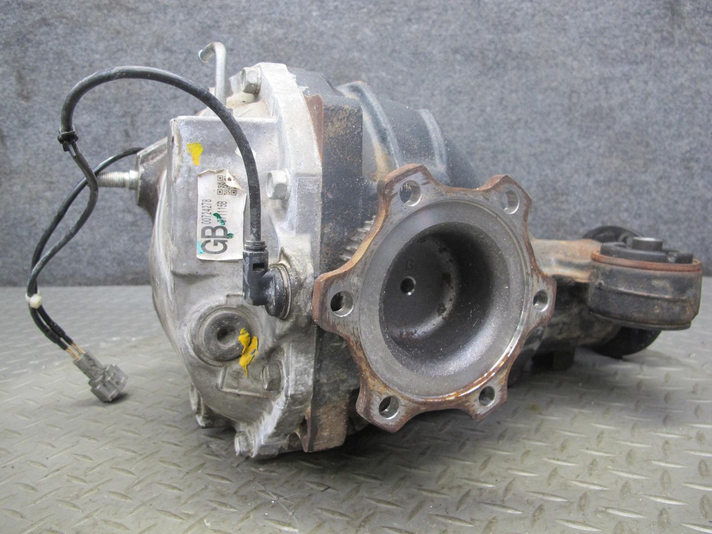 04-09 Nissan Z33 350Z Conv A/T Rear Differential Carrier LSD 3.36 Ratio 51K OEM