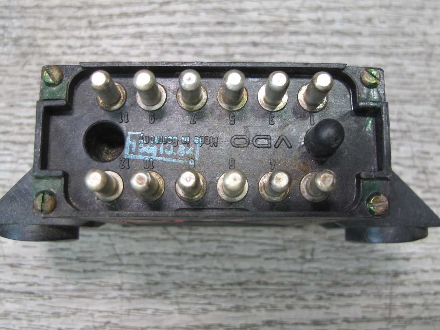 1984-1986 Porsche 928 S Lamp Bulb Relay Control Module 92864160304
