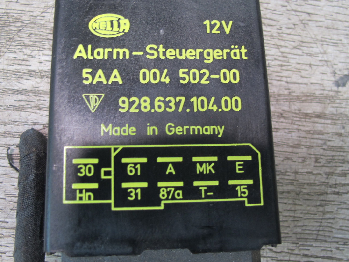 1984-1991 Porsche 928 S Anti Theft Alarm Control Relay Module 92863710400