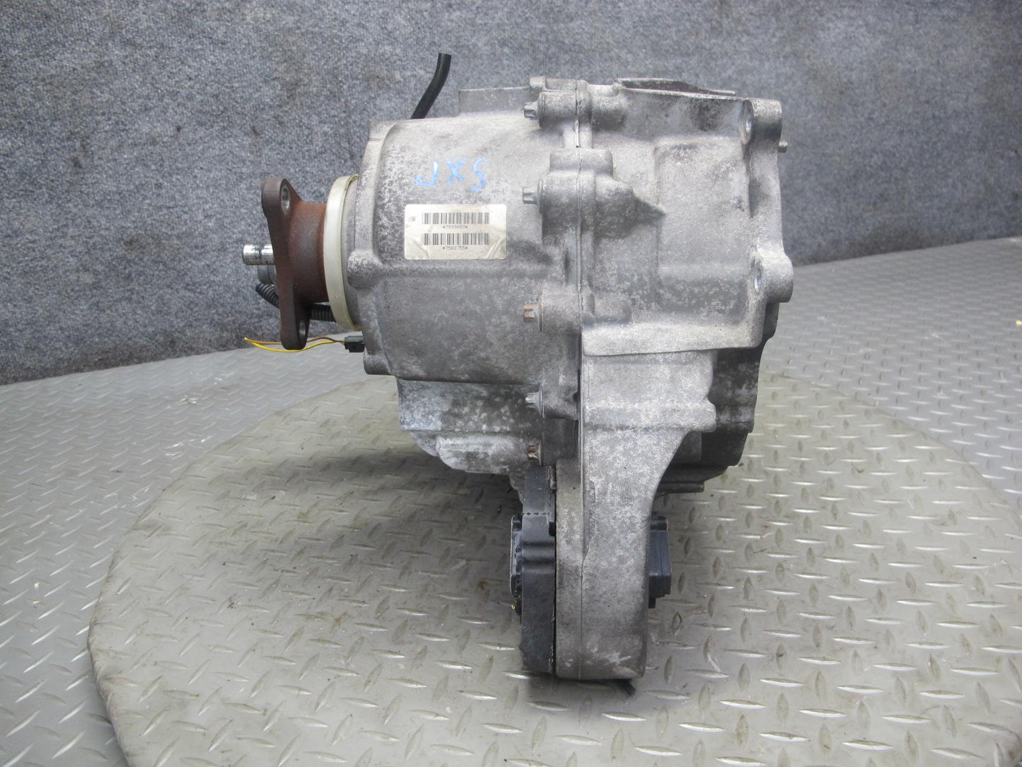 2010-2014 BMW E70 E71 X5M X6M 4.4L AWD ATC700 Transfer Case Box w Motor 86K Mile
