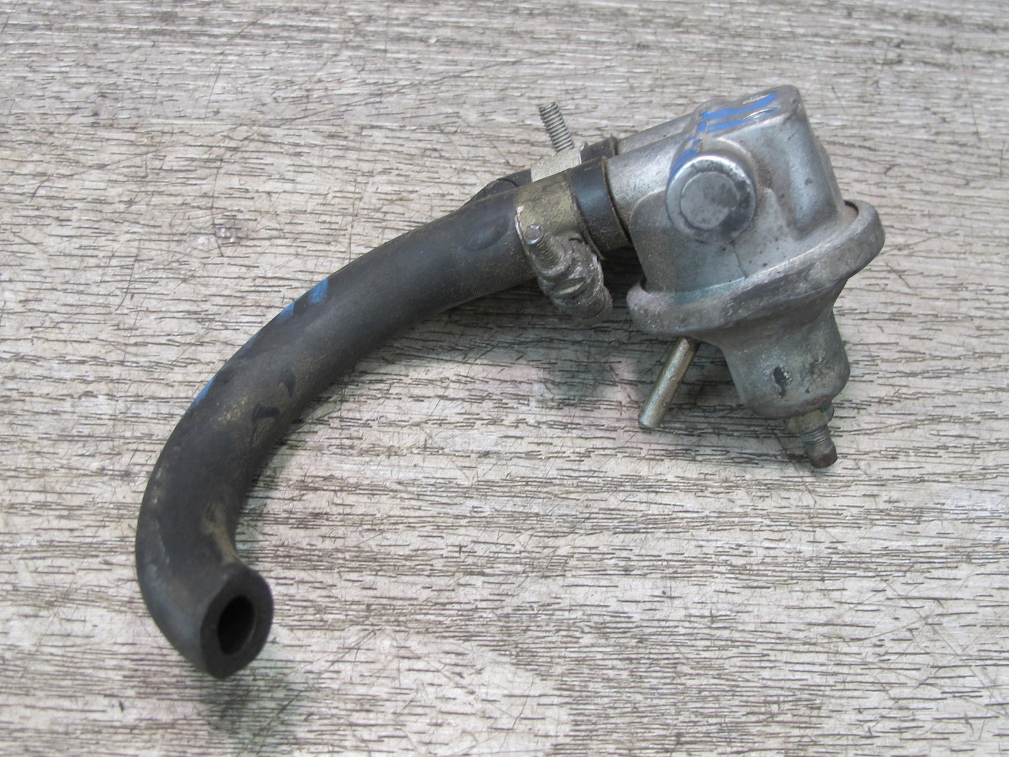 1984-1991 Porsche 928 S Fuel Gas Tank Breather Valve W/ Hose