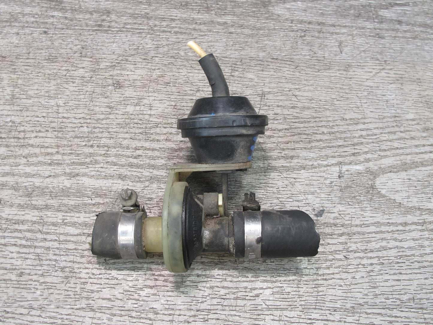 1984-1995 Porsche 928 S Hvac Heater Control Valve