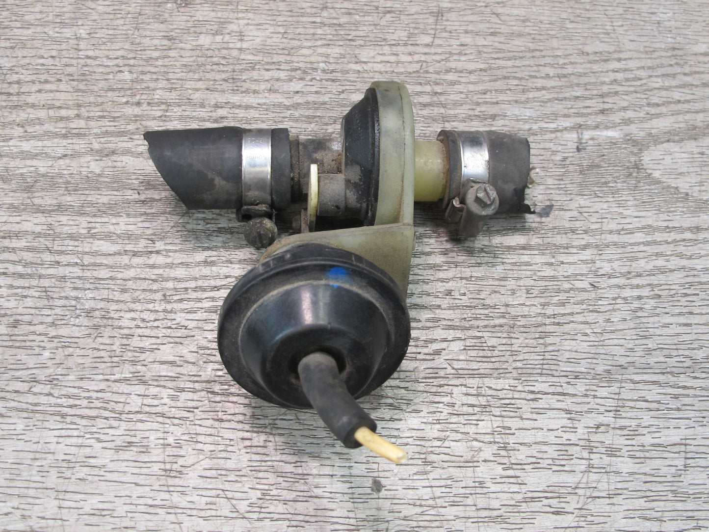 1984-1995 Porsche 928 S Hvac Heater Control Valve