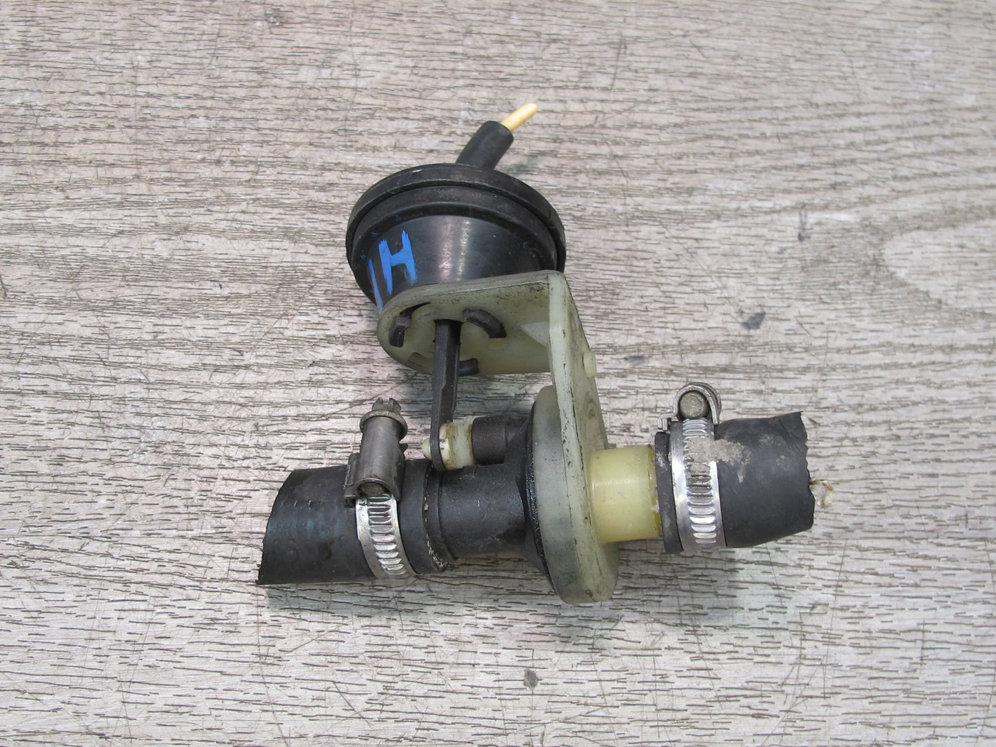 1984-1995 Porsche 928 S Hvac Heater Control Valve