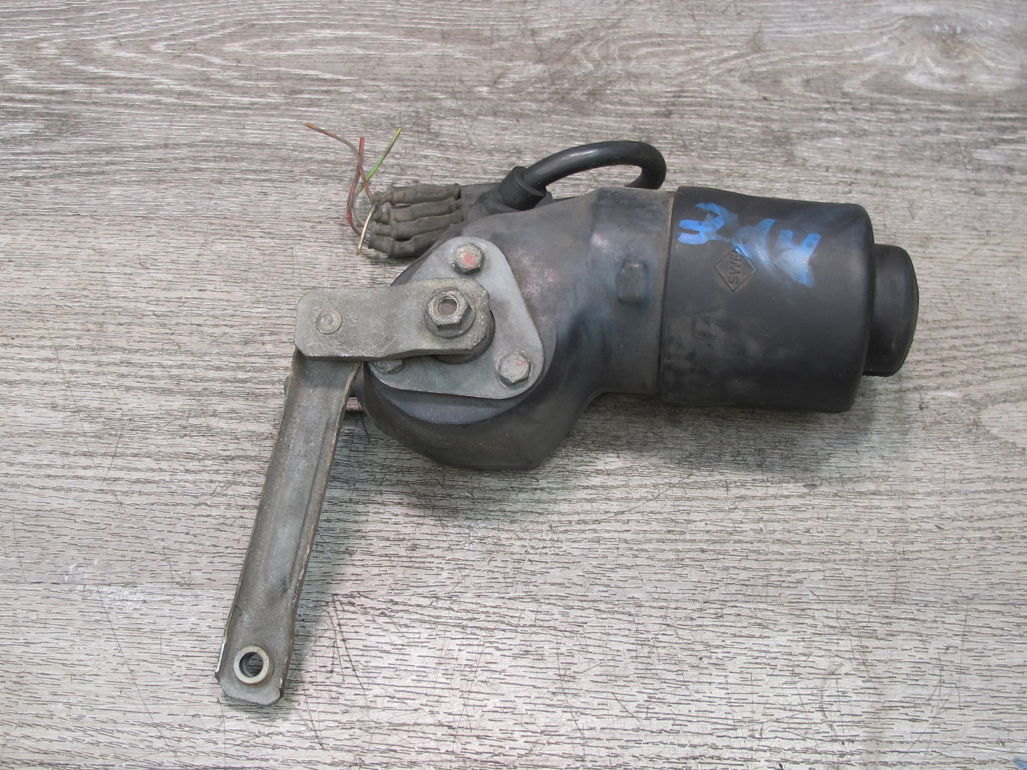1984-1986 Porsche 928 S Front Headlight Lamp Electric Power Motor
