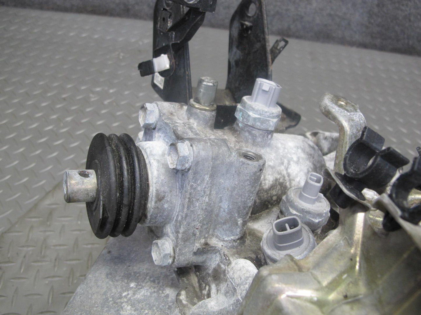 03-05 Toyota MR2 Spyder C65M SMT 6-SPEED Sequential Transmission 49k Miles OEM