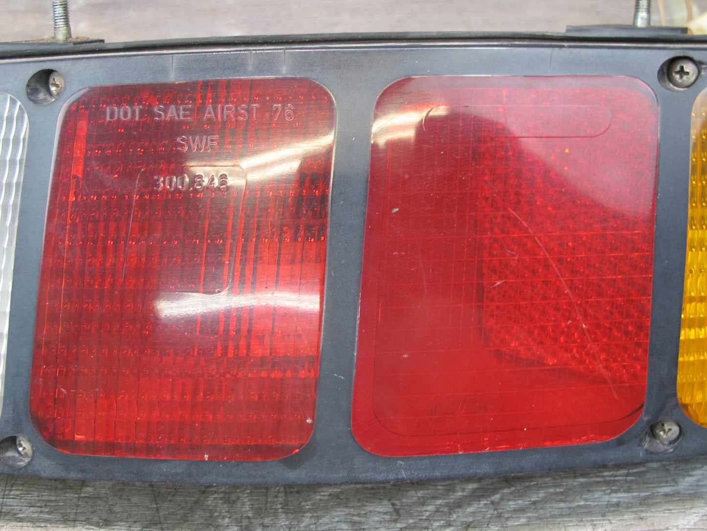 1978-1986 Porsche 928 S Rear Right Passenger Side Tail Brake Light Lamp