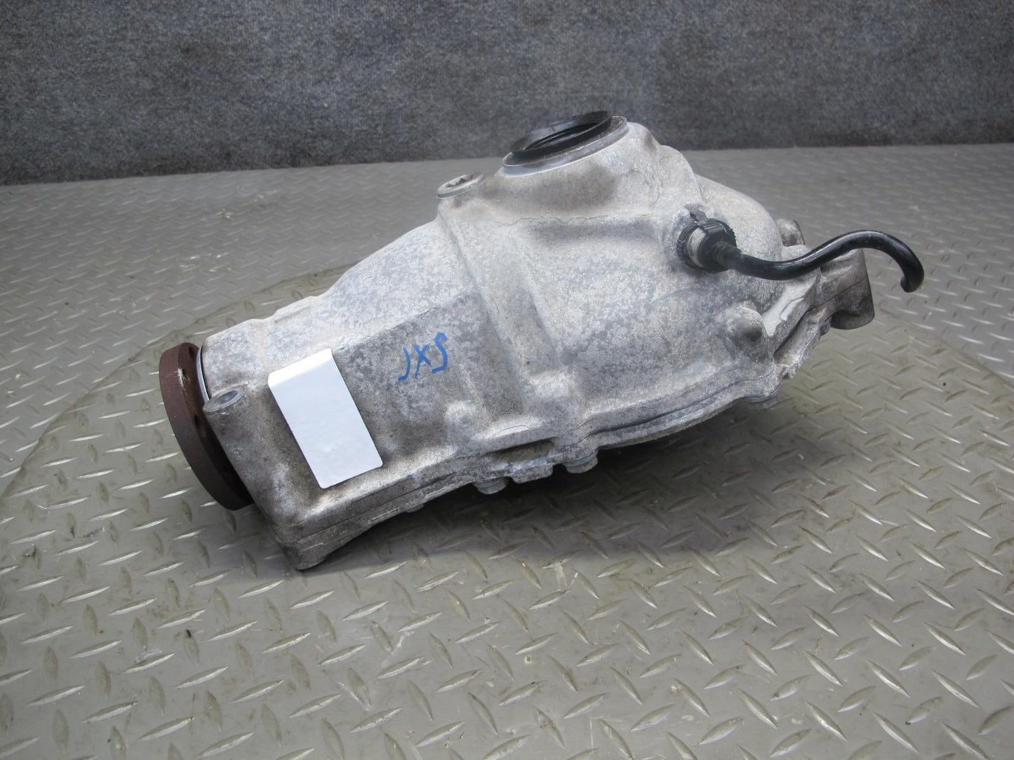 11-14 BMW E70 E71 X5M X6M AWD Front Differential Carrier 3.91 Ratio 86k Miles