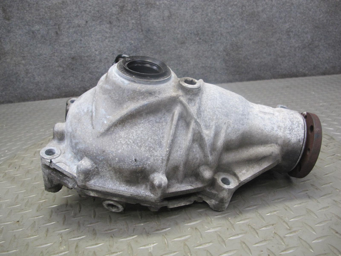 11-14 BMW E70 E71 X5M X6M AWD Front Differential Carrier 3.91 Ratio 86k Miles
