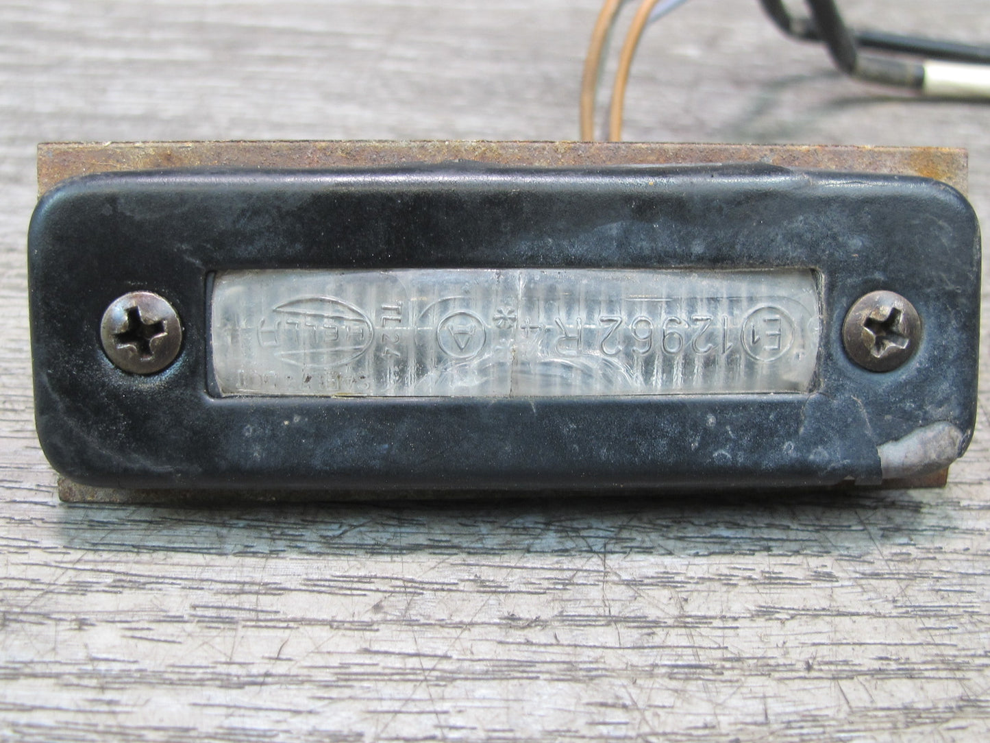 1978-1986 Porsche 928 S Set of 2 Rear Left & Right License Plate Light Lamp