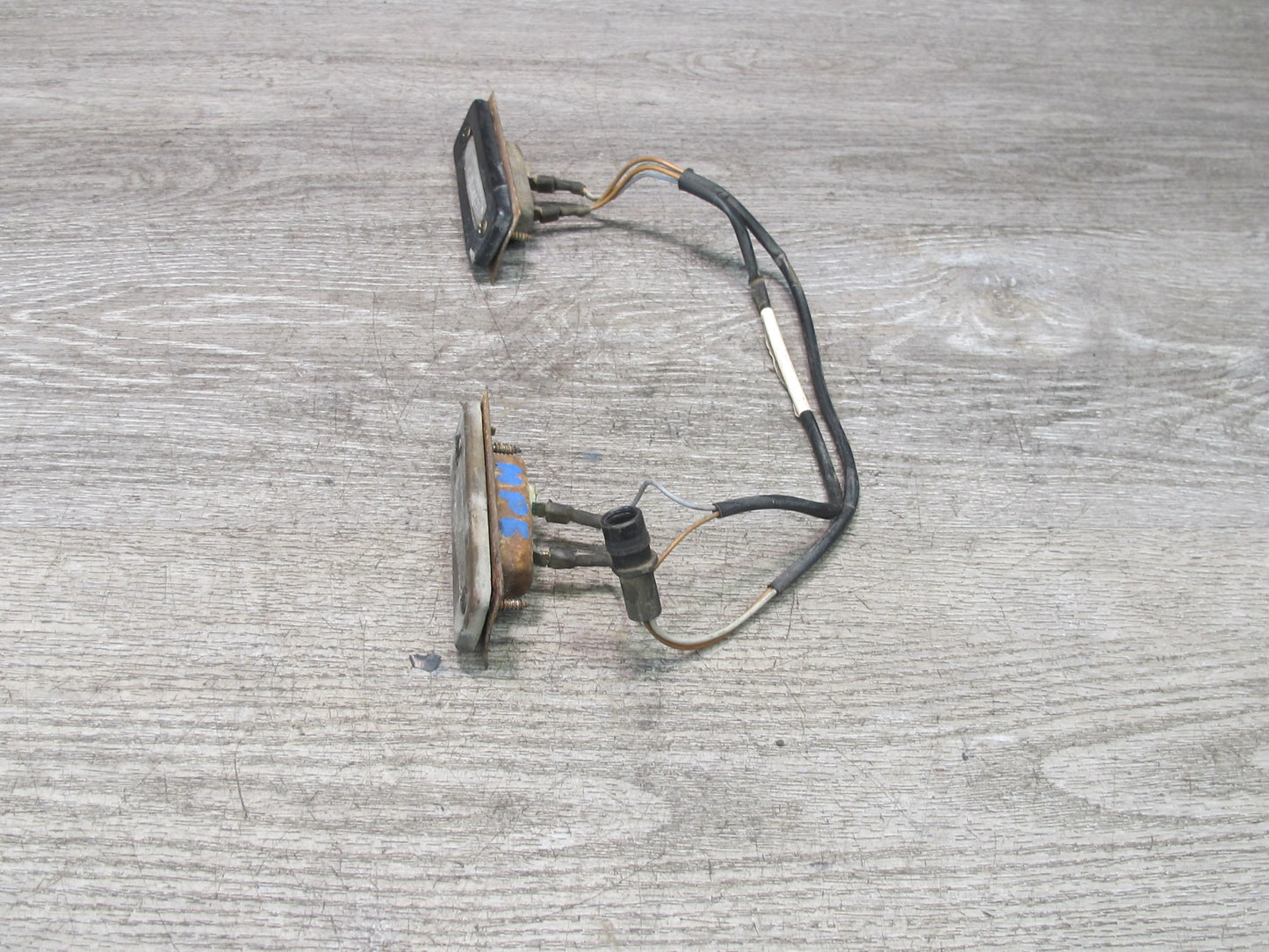 1978-1986 Porsche 928 S Set of 2 Rear Left & Right License Plate Light Lamp