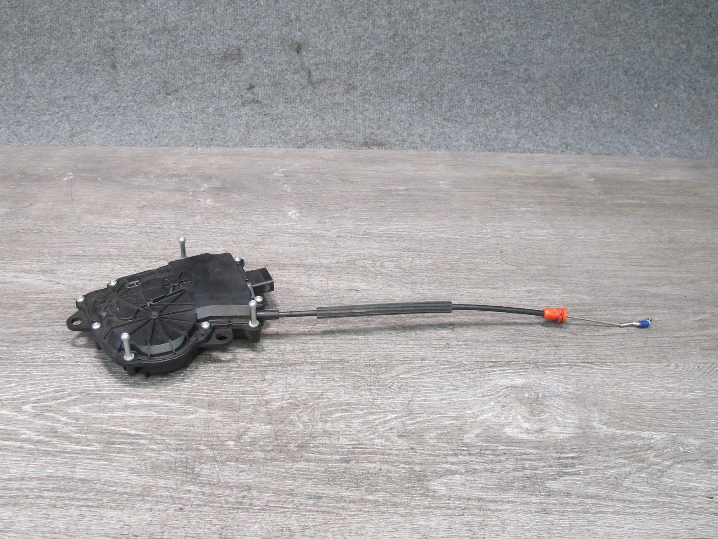 2017-2020 Maserati Levante M161 Rear Trunk Lid Lock Latch Actuator Motor