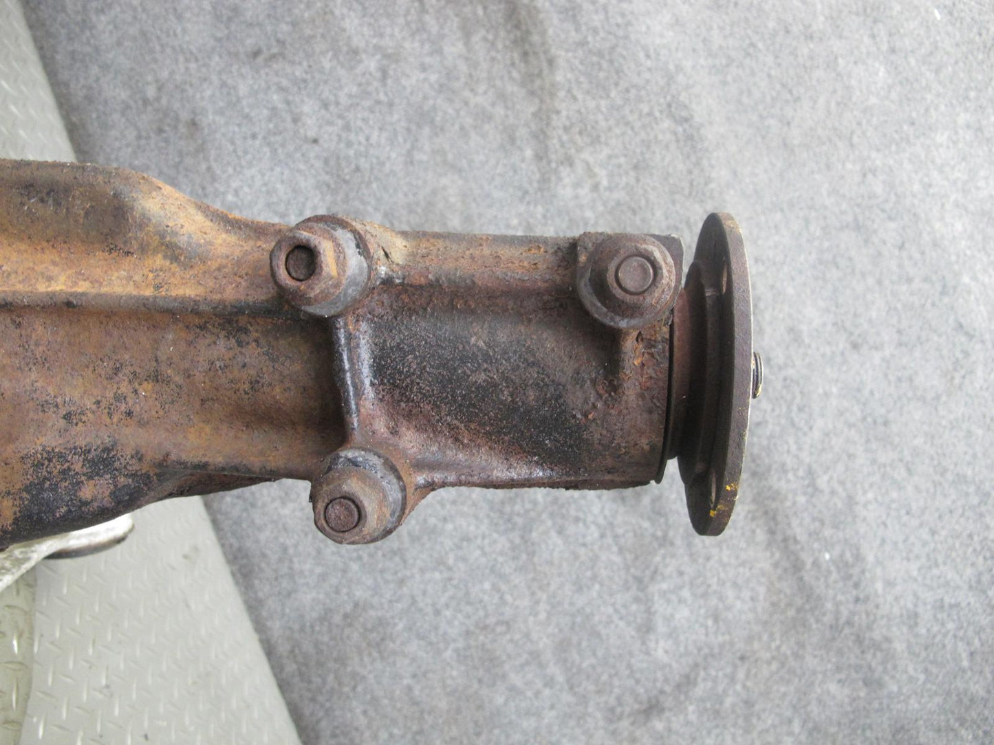 1988 Mazda RX7 Convert M/T 5-SPEED NA Open Rear Differential Carrier 4.10 R OEM