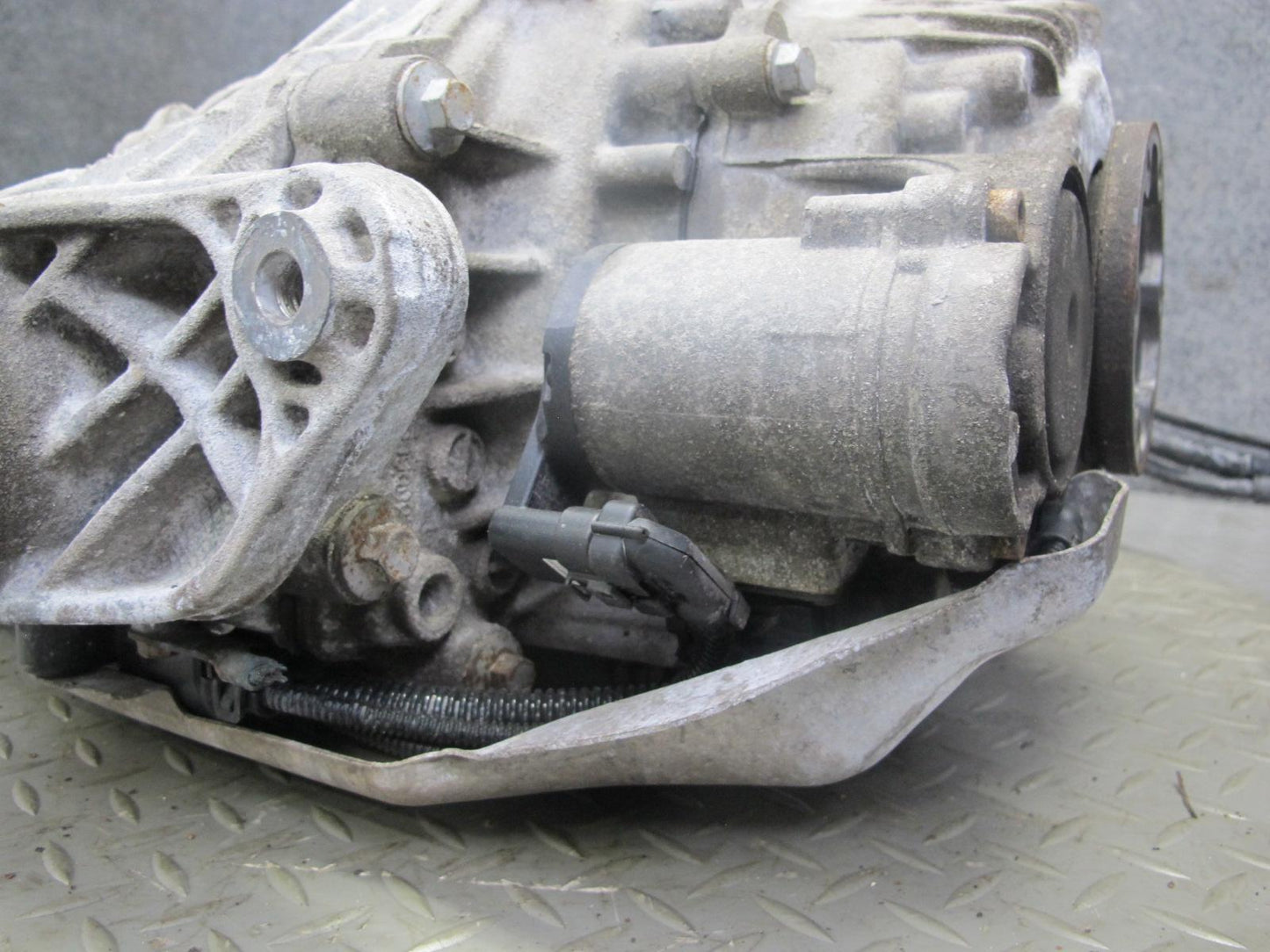 2010-2014 BMW E70 E71 X5M X6M AWD Rear Differential Carrier 3.91 Ratio 86k Miles