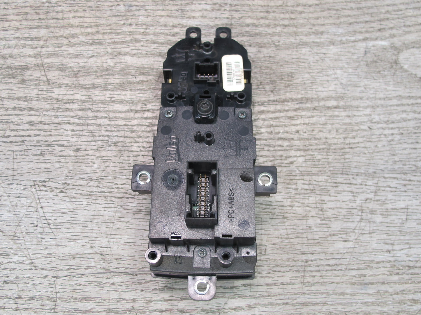 2017-2020 Maserati Levante M161 Center Console Multimedia Suspension Switch