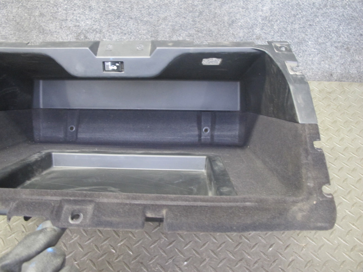 07-09 Nissan 350Z Z33 Convertible Rear Floor Center Storage Compartment OEM
