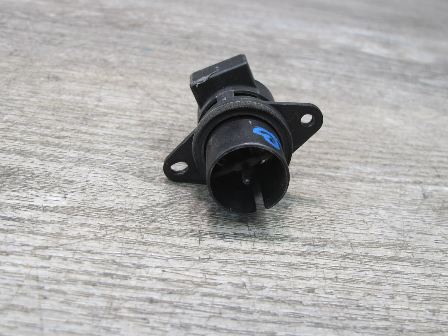 2017-2020 Maserati Levante M161 Cabin Air Temp Temperature Sensor Module