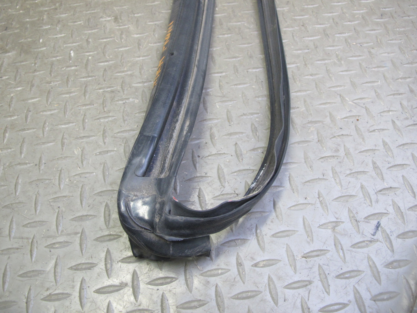 88-91 Mazda RX7 FC3S Convertible Front Windshield Weatherstrip Rubber Seal OEM