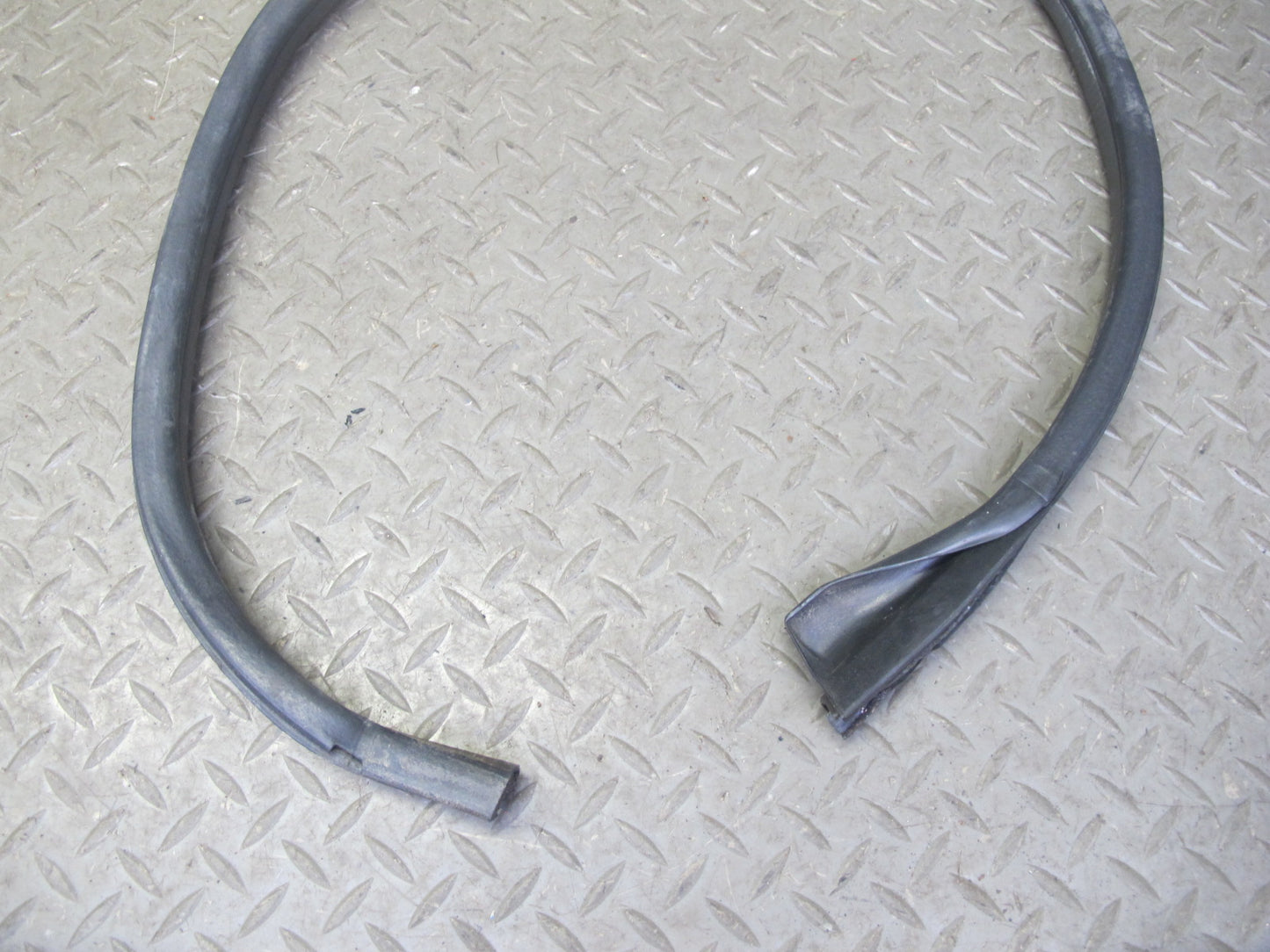 88-91 Mazda RX7 FC3S Convertible Left Door Weatherstrip Rubber Seal Set OEM
