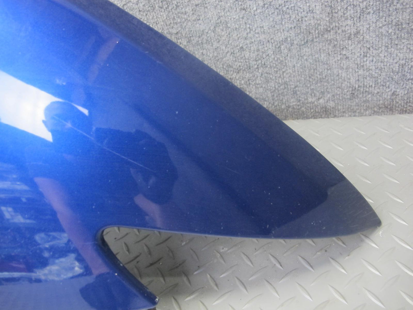 2017-2020 Maserati Levante M161 Front Right Side Fender Shell Cover Panel Blue