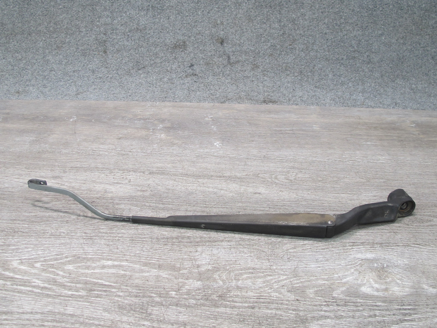 04-11 Mazda RX-8 Set of 2 Front Left & Right Windshield Wiper Arm OEM