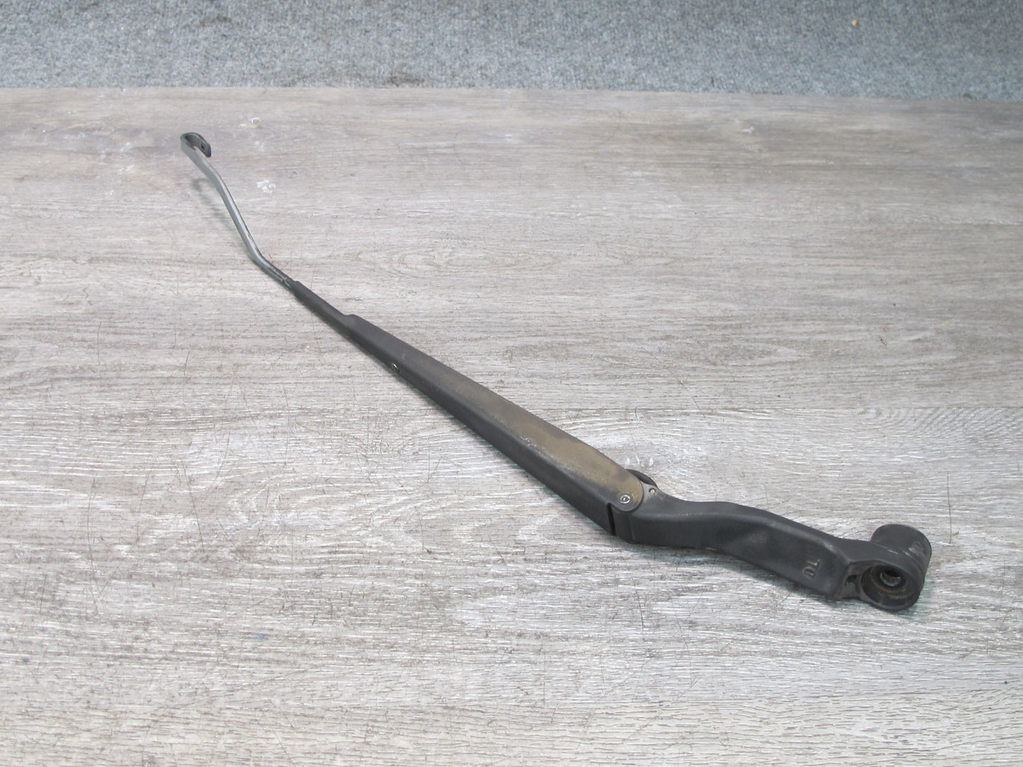04-11 Mazda RX-8 Set of 2 Front Left & Right Windshield Wiper Arm OEM