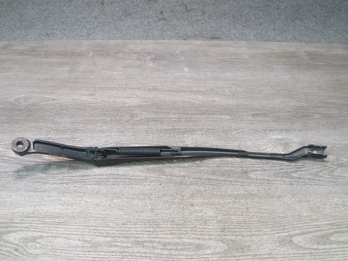 2017-2020 Maserati Levante M161 Front Left & Right Windshield Wiper Arm Set of 2