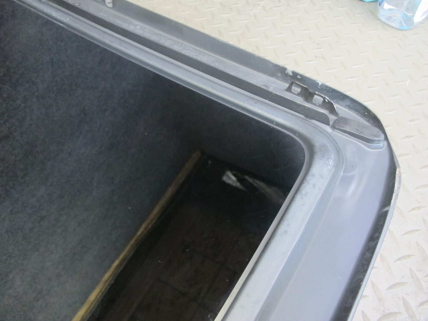 2015-2018 Porsche Macan Front Panoramic Sunroof Glass Panel 95B877055Z