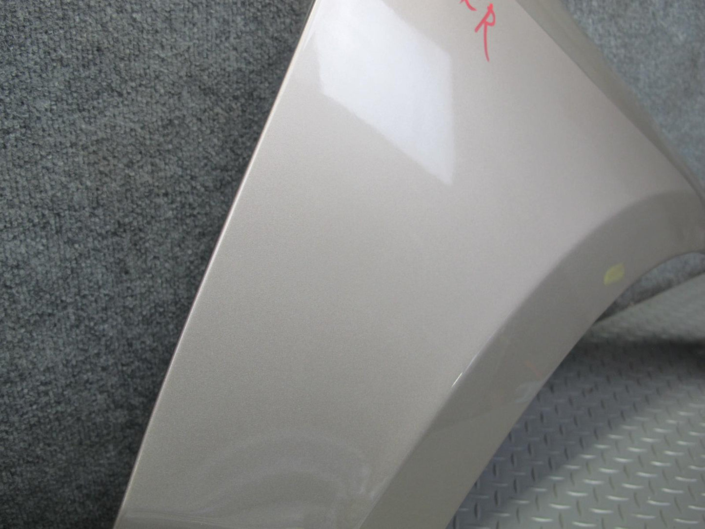 2015-2025 Porsche Macan Front Right Fender Shell Panel Cover