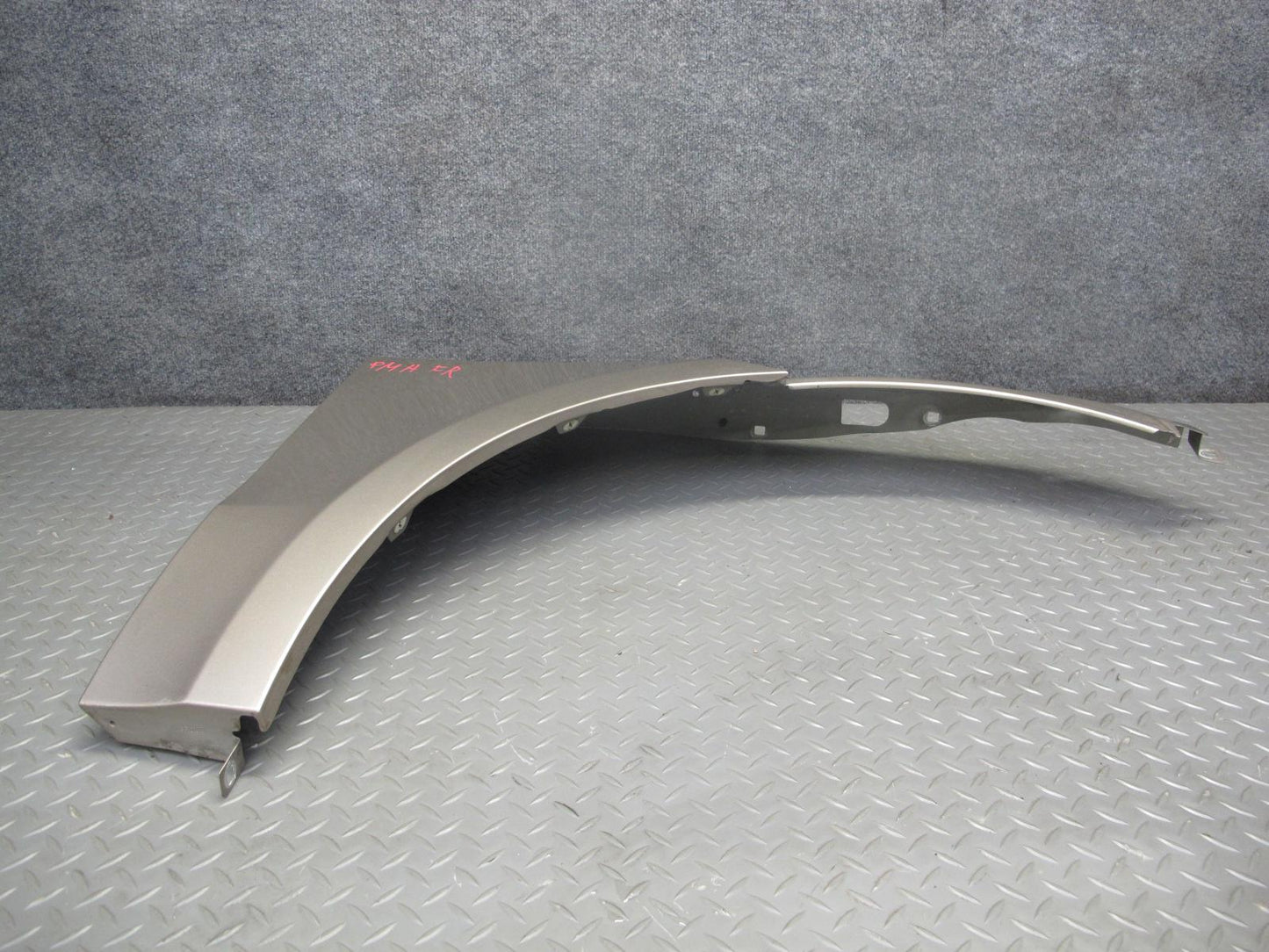 2015-2025 Porsche Macan Front Right Fender Shell Panel Cover