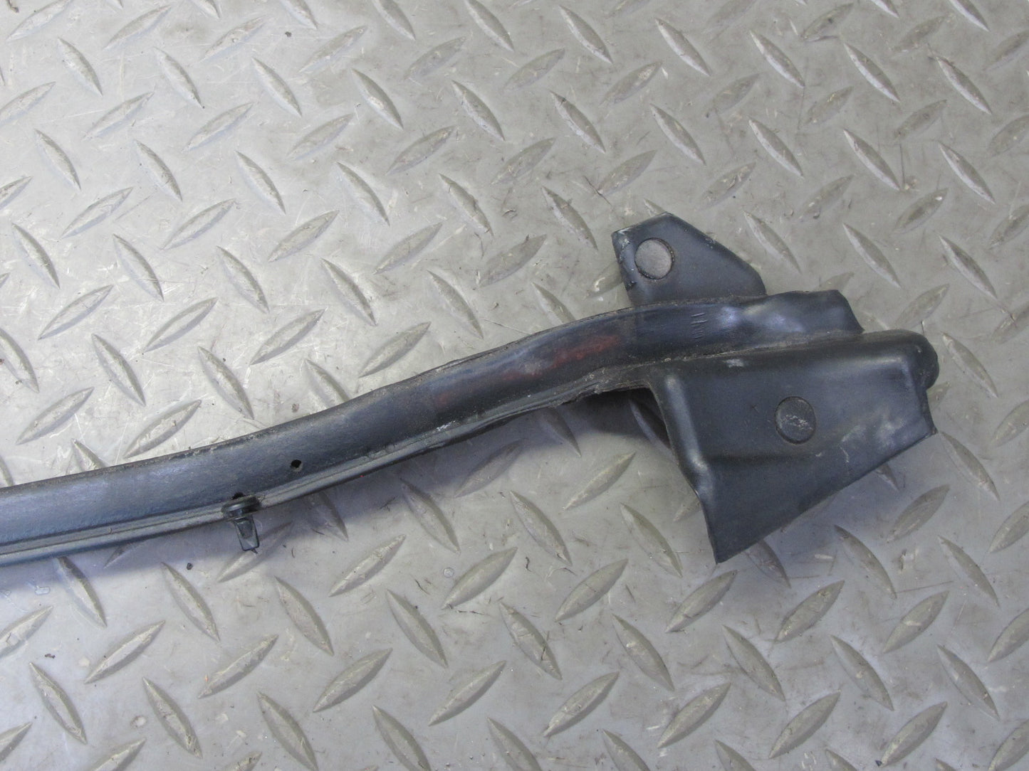 88-91 Mazda RX7 FC3S Convertible Left Door Lower Weatherstrip Rubber Seal OEM