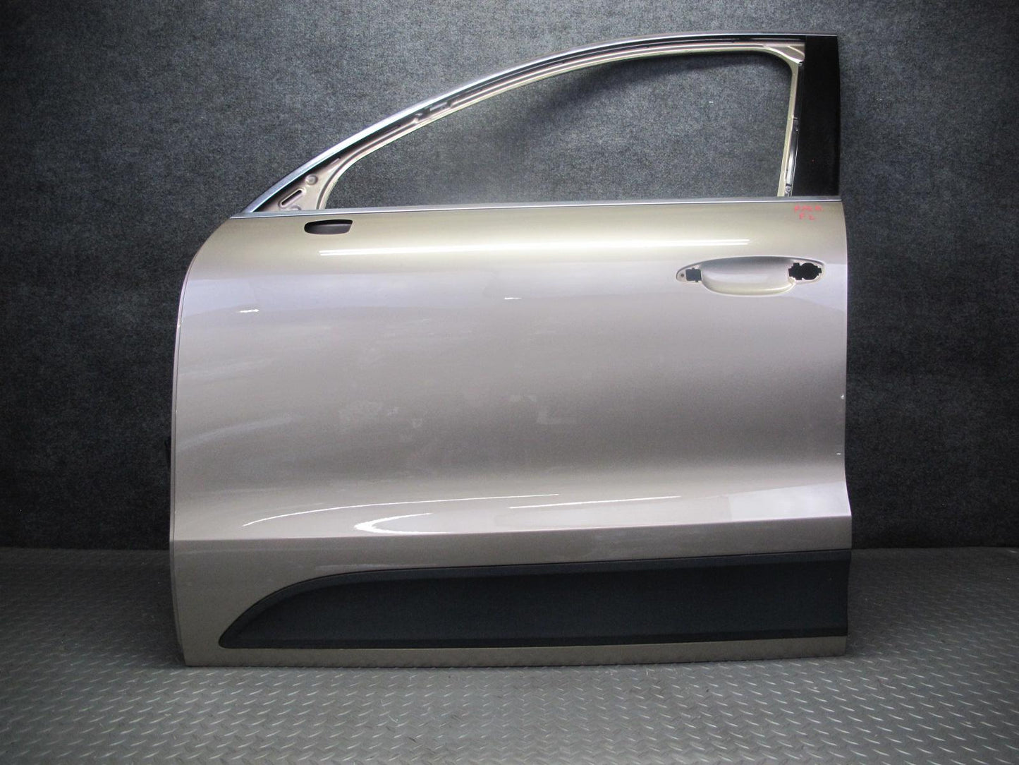 2015-2018 Porsche Macan Front Left Door Shell Panel