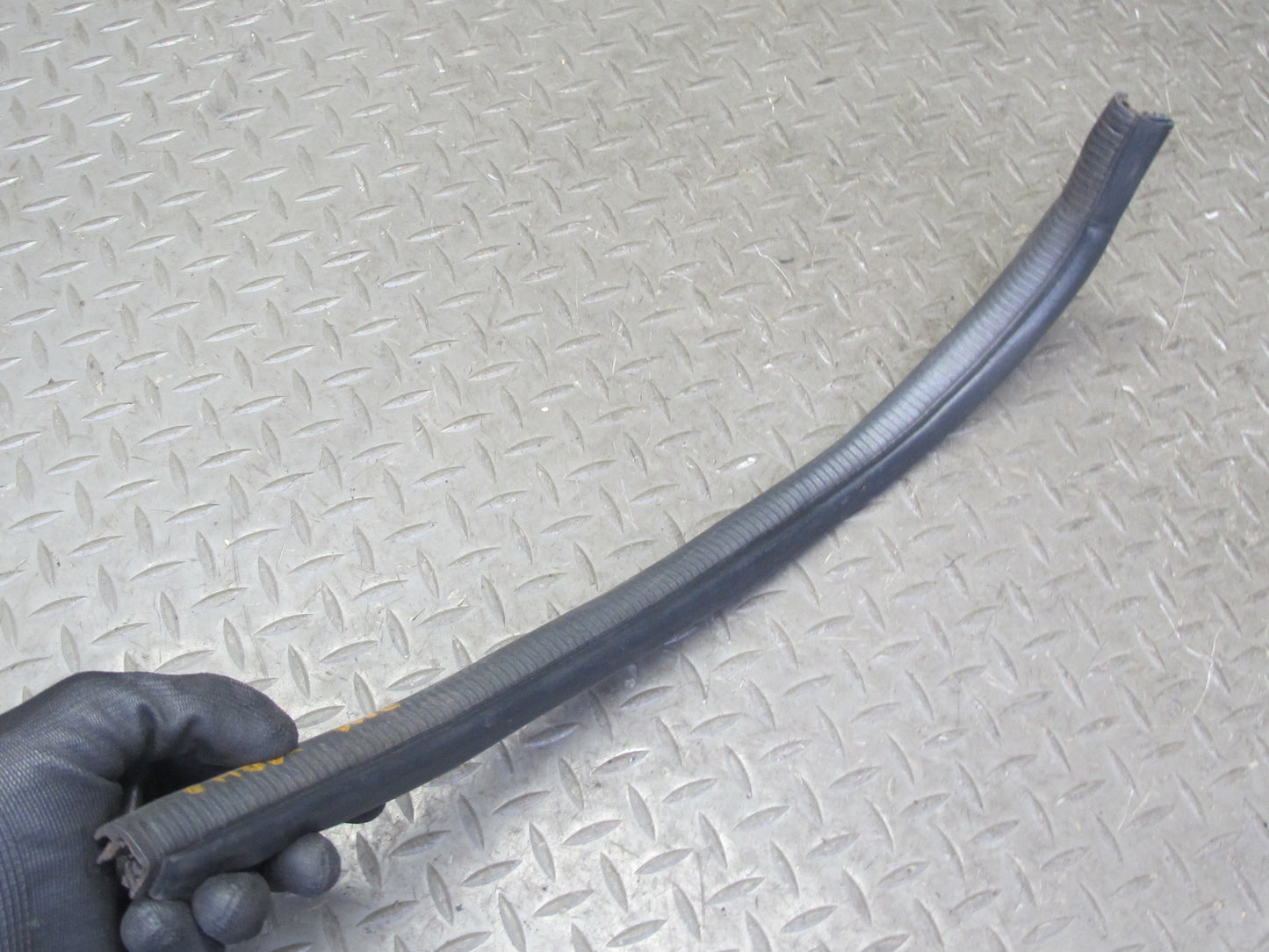 88-91 Mazda RX7 FC3S Convertible Right Door Weatherstrip Rubber Seal Set OEM