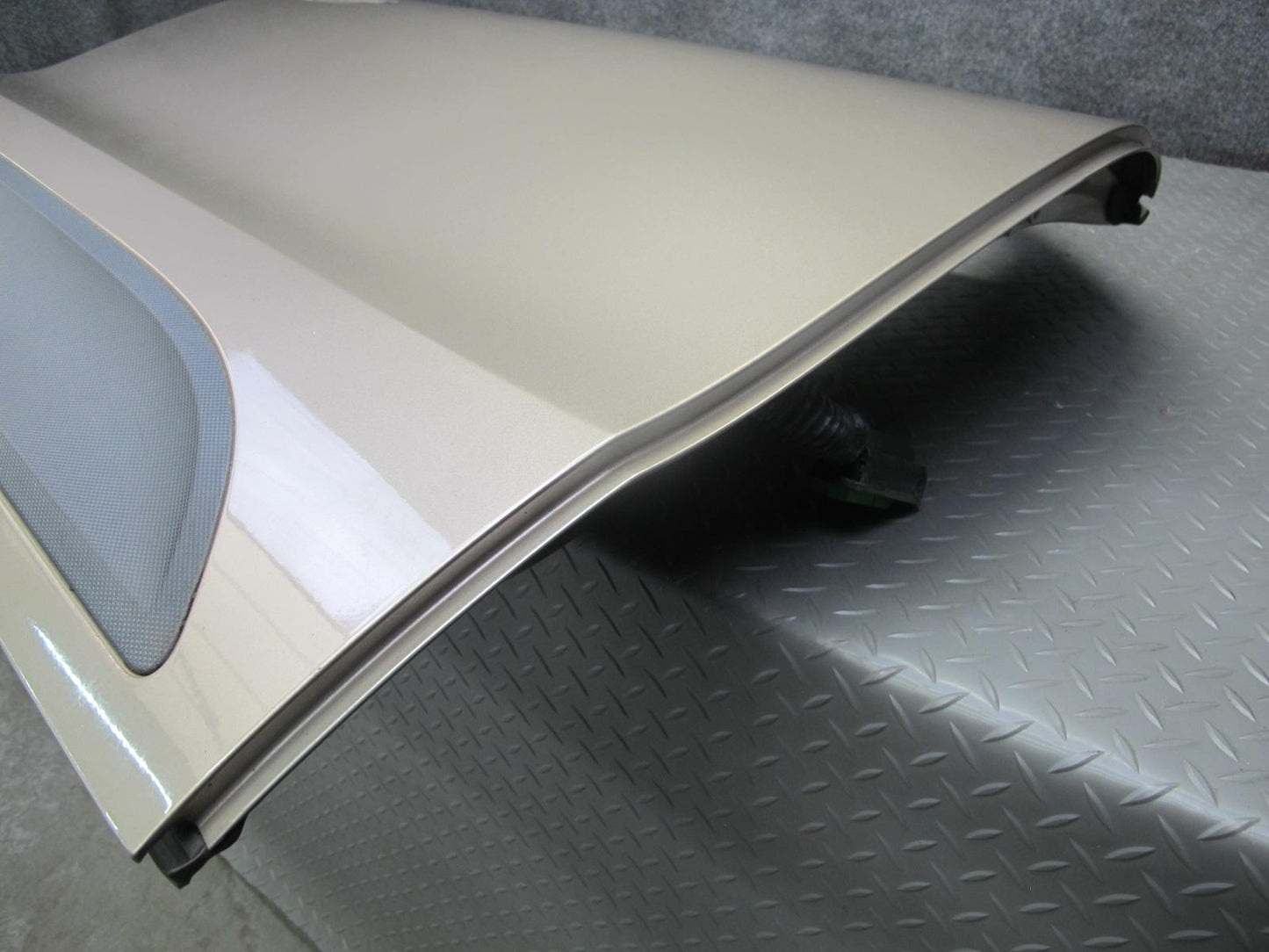 2015-2018 Porsche Macan Front Right Door Shell Panel