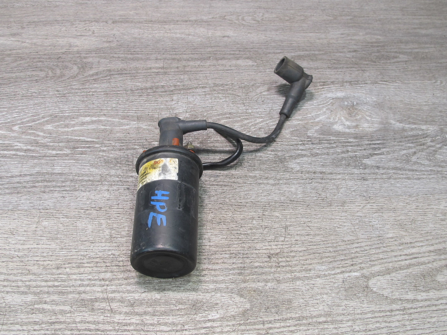 1984-1989 Porsche 928 Engine Ignition Coil 0221118322